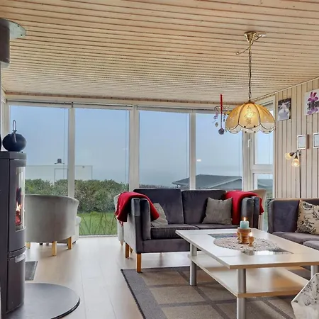 Dom wakacyjny Ormar - 100m To The Fjord By Interhome *