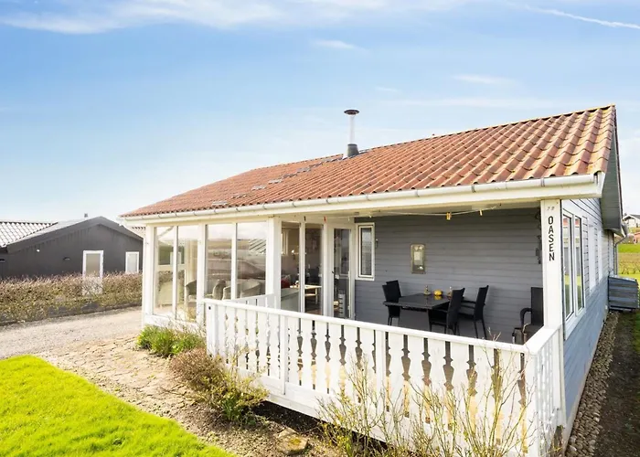 Ormar - 100m To The Fjord By Interhome *